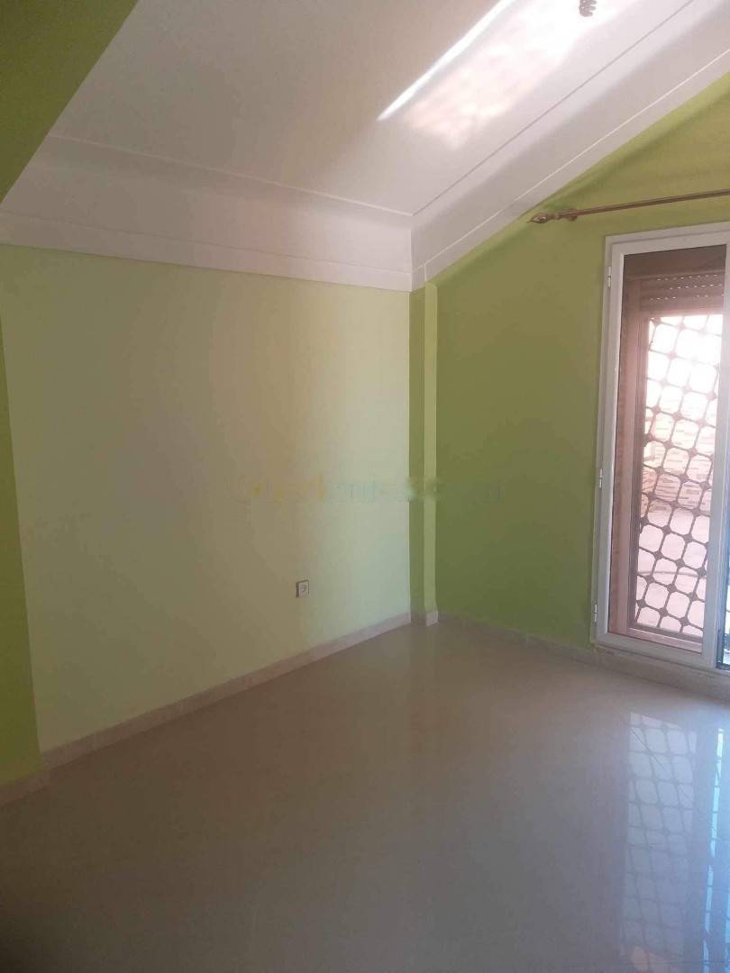 Location Appartement F5 Djasr Kasentina