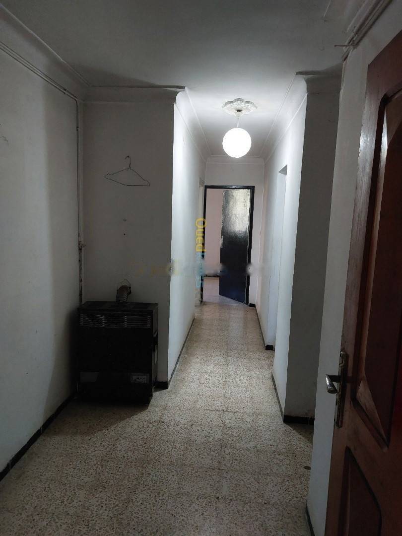 Location Appartement F03 Dar El Beida