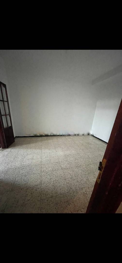 Location Niveau de villa F5 Birkhadem