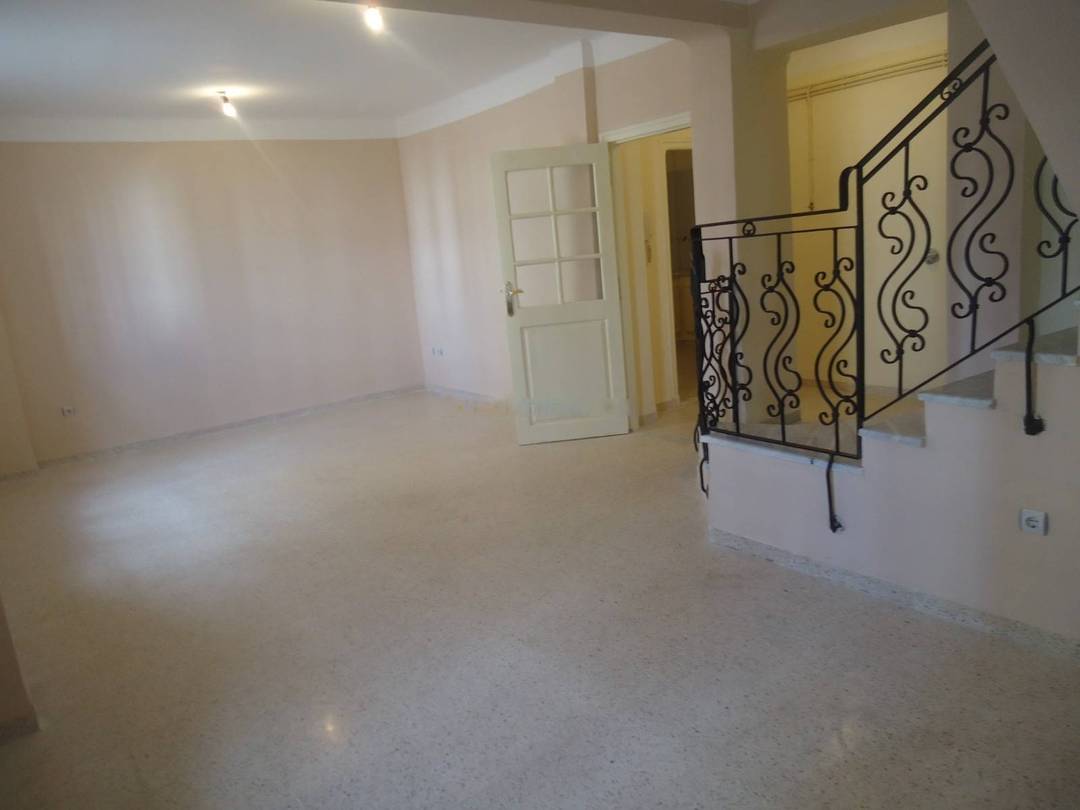 Location Appartement F4 Kouba