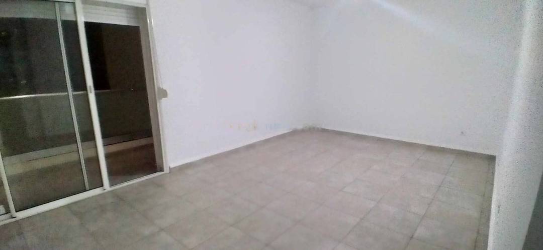 Location Appartement F3 Birkhadem