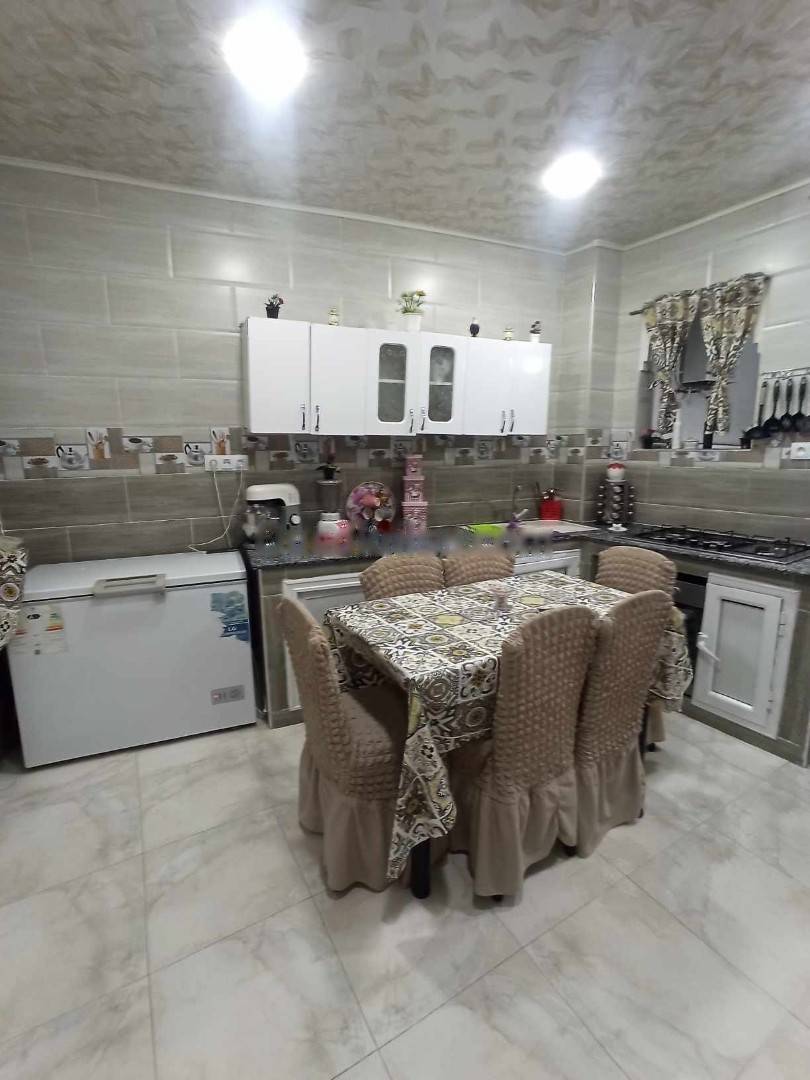 Location Niveau de villa F4 Bouzareah