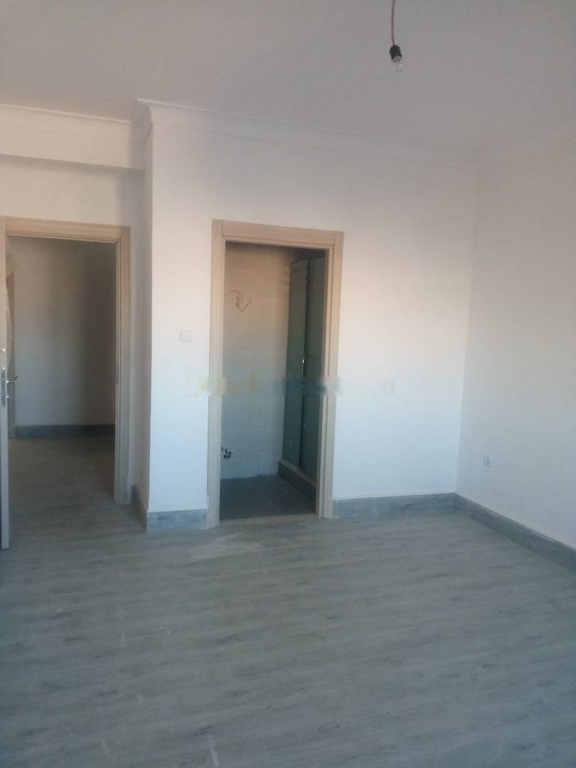 Vente Appartement F4 Souidania