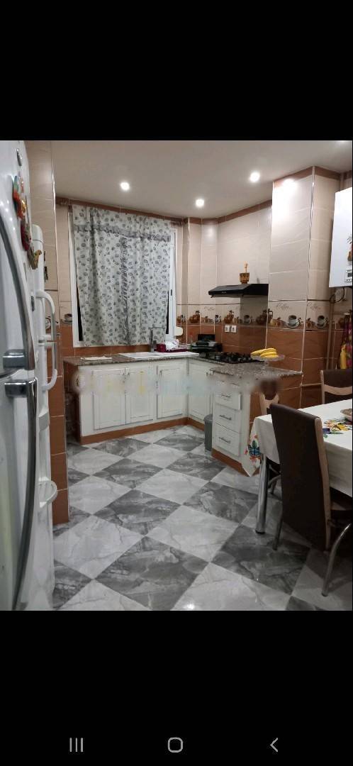 Location Appartement F3 Birkhadem