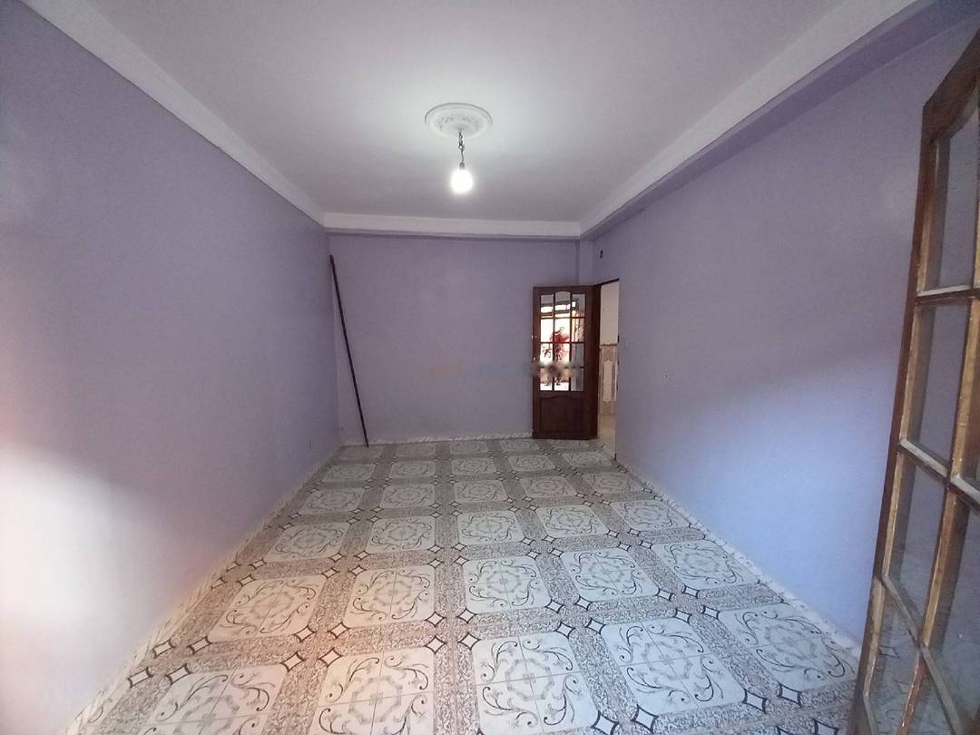 Location Niveau de villa F4 Bab Ezzouar