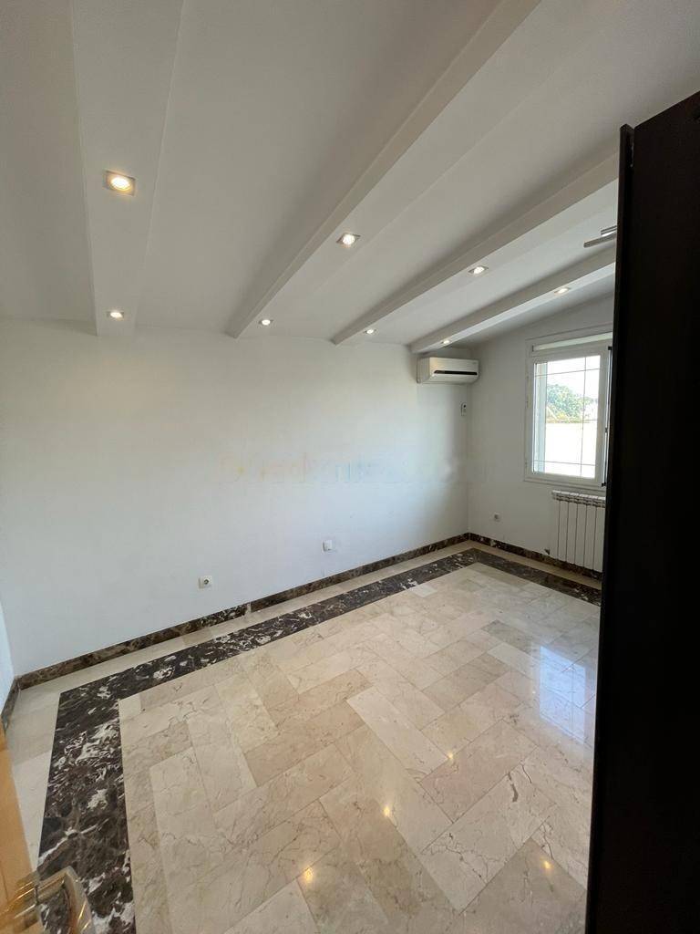 Location Appartement F4 Bir Mourad Rais