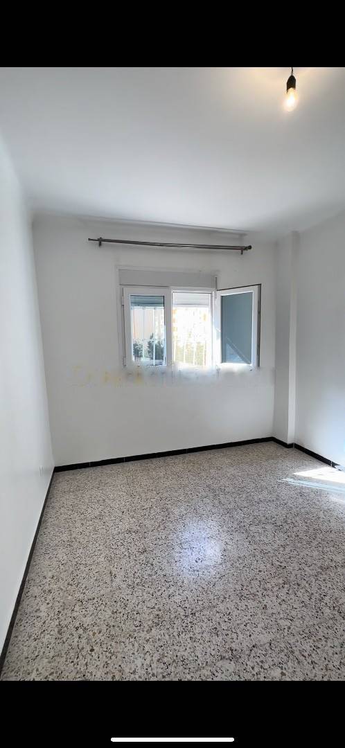 Vente Appartement F04 Ain Benian