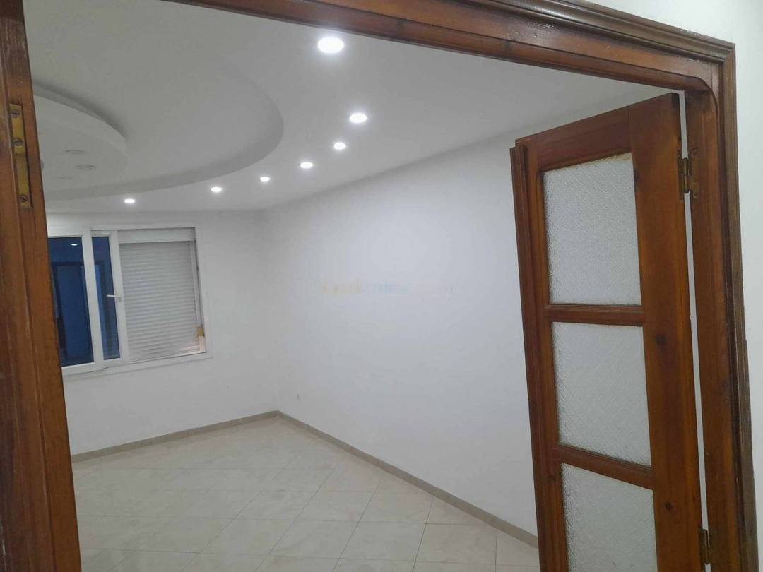 Location Appartement F4 Bir Mourad Rais