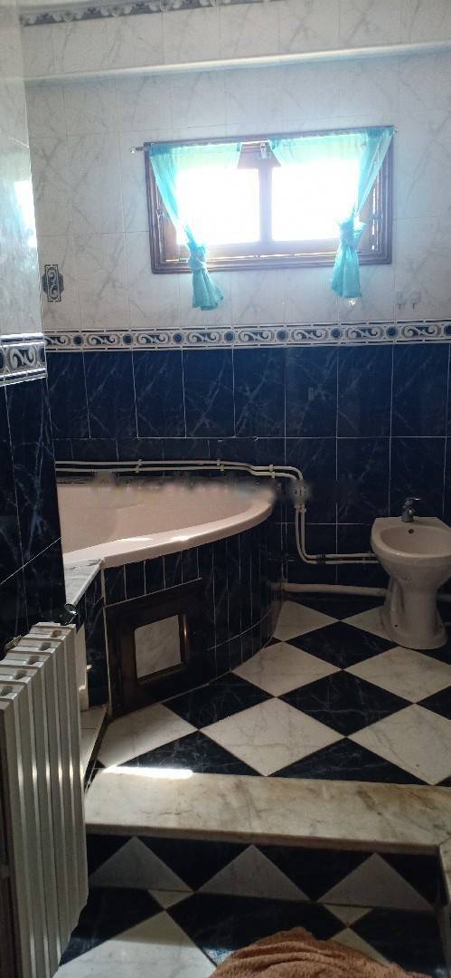 Location Appartement F4 Birkhadem