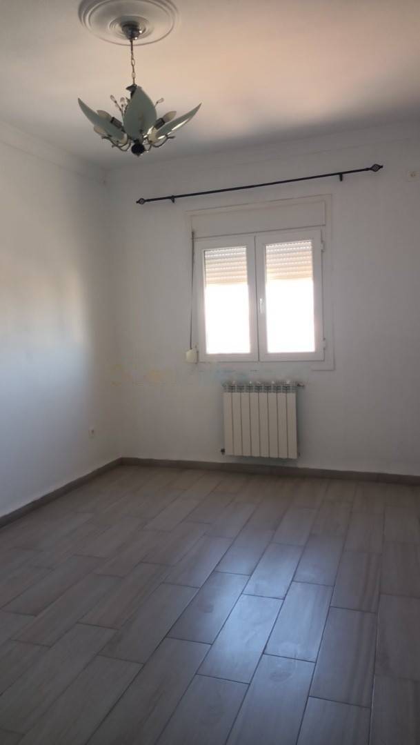 Location Appartement F2 El Achour