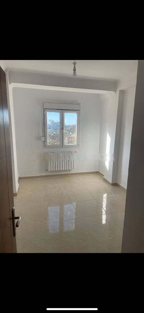 Location Appartement F4 Staoueli