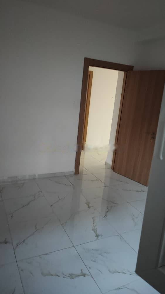 Location Niveau de villa F5 Ain Benian