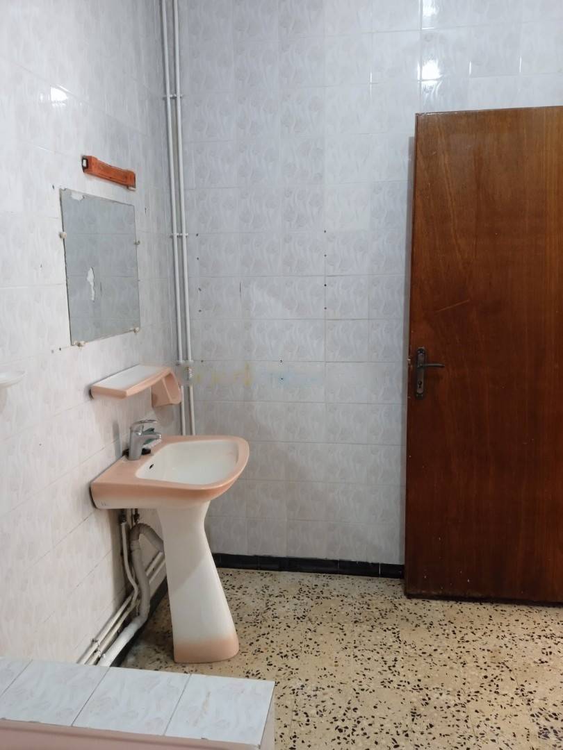 Location Niveau de villa F3 Dar El Beida