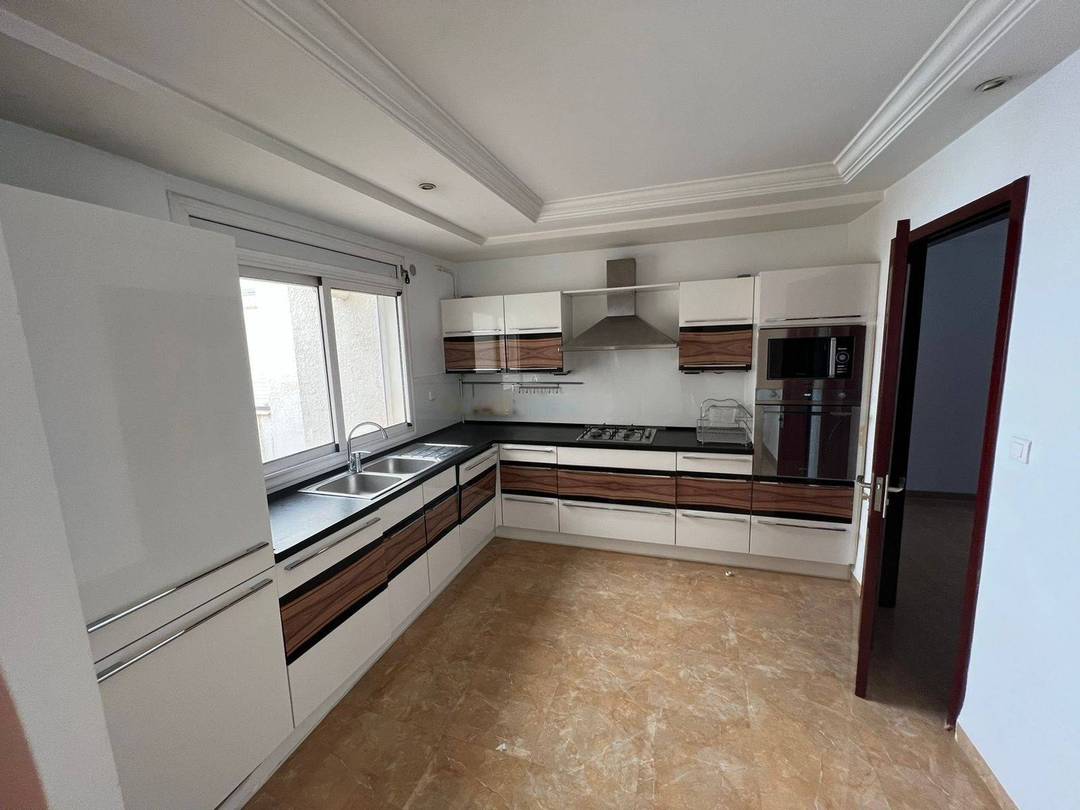 Location Appartement F5 Bir Mourad Rais