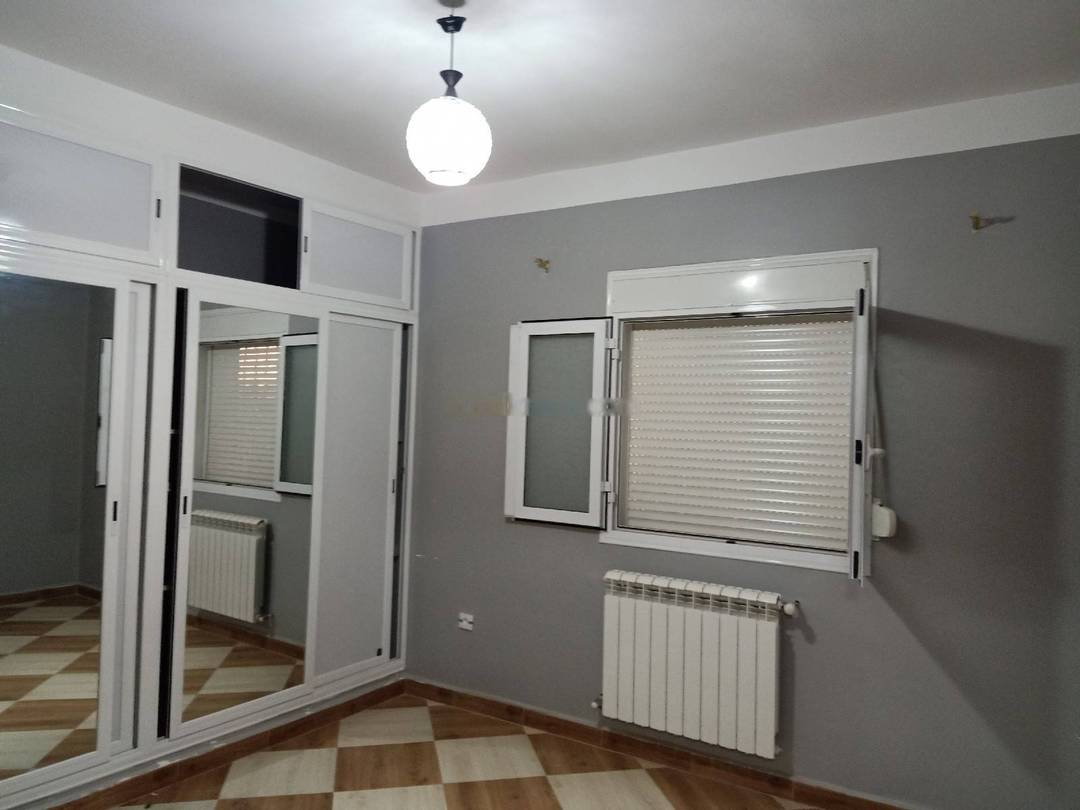 Location Appartement F1 Khraicia