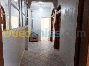 Location Niveau de villa F02 Birkhadem