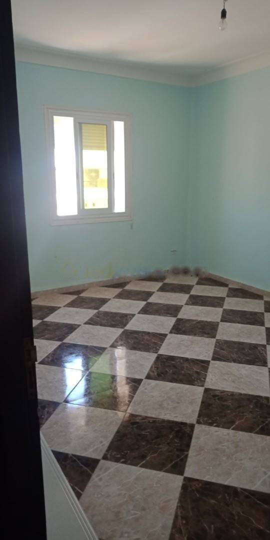Vente Villa F8 Ouled Chebel
