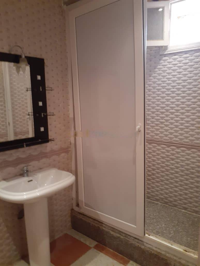 Location Niveau de villa F3 Djasr Kasentina