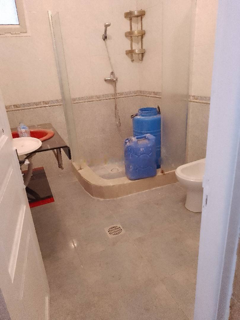 Location Niveau de villa F4 Djasr Kasentina