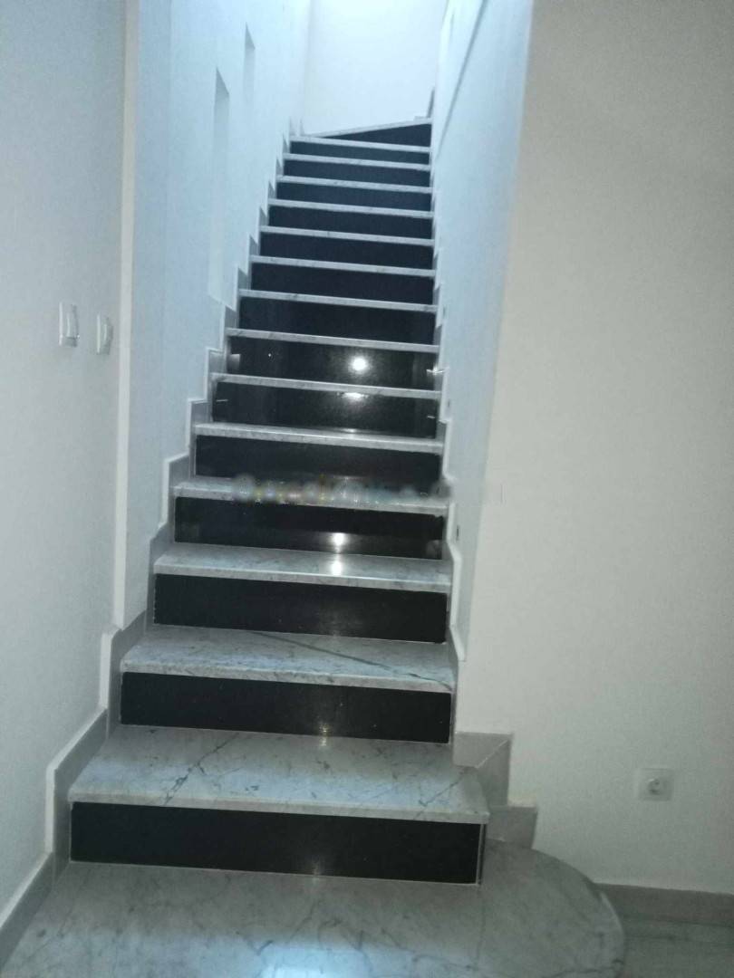 Location Appartement F5 Cheraga