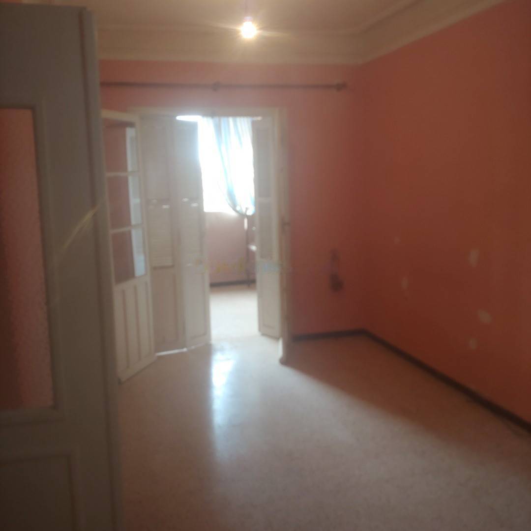 Location Appartement F4 Douera