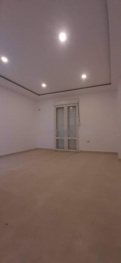  Vente appartement f4 bordj el bahri