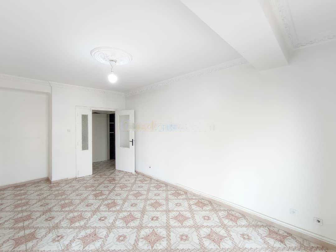 Location Appartement F3 Mohammadia