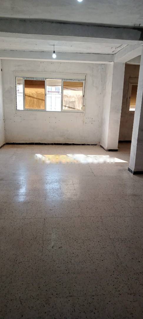Location Niveau de villa F5 Ben Aknoun