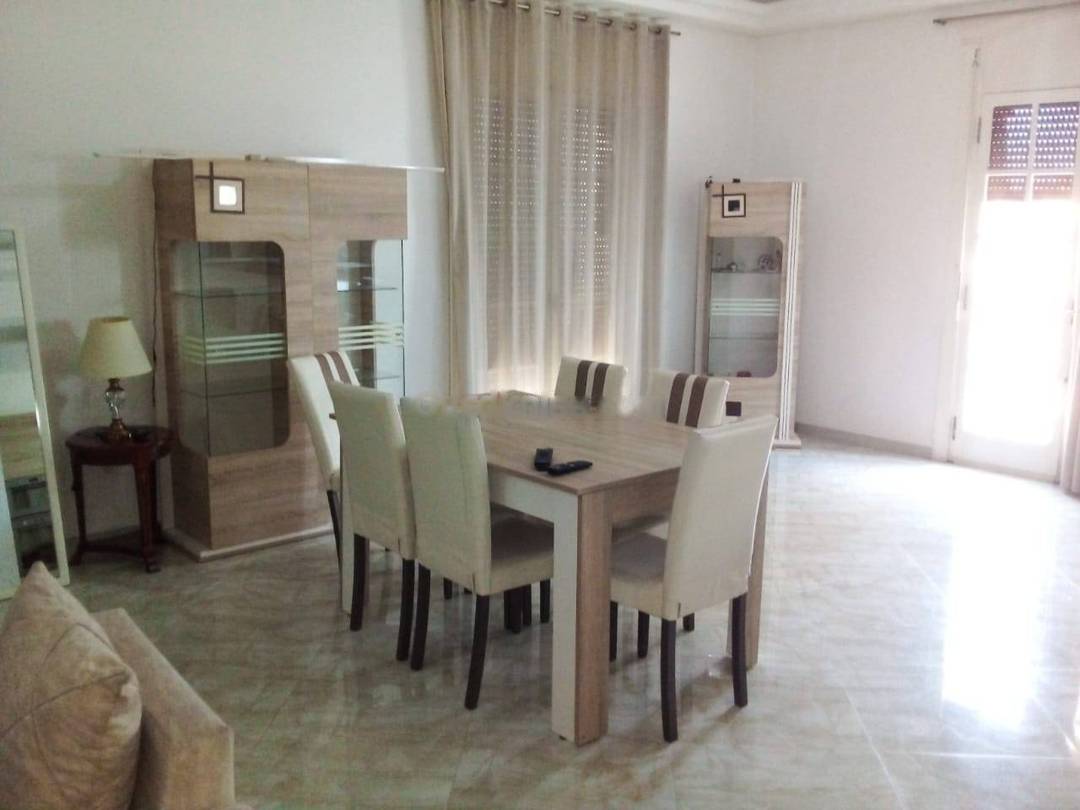 Location Appartement F4 Hydra