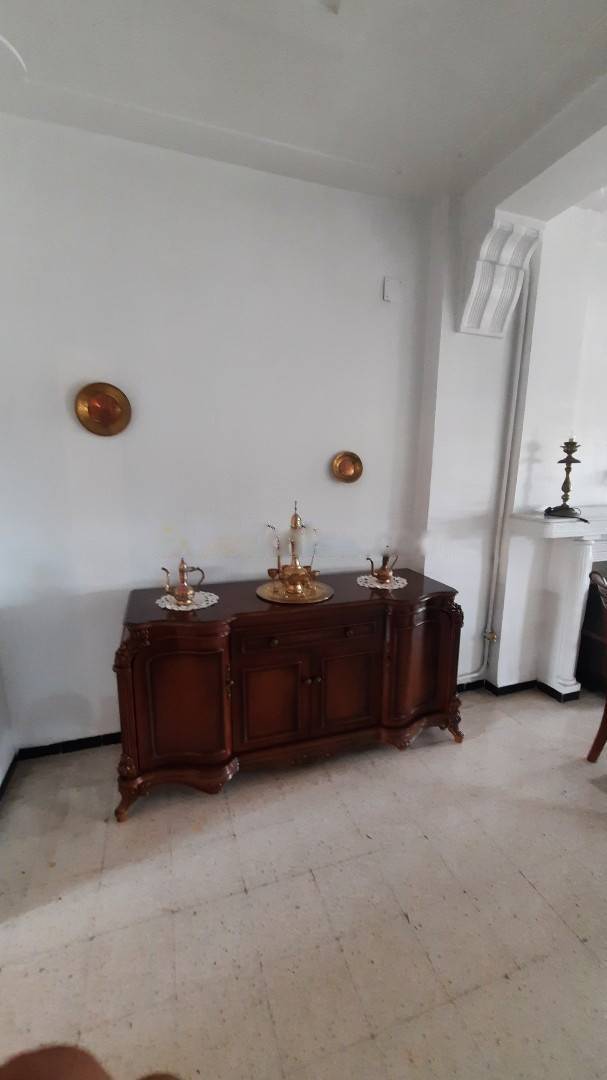 Location Villa Reghaia