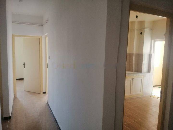 Location Appartement F3 Dar El Beida