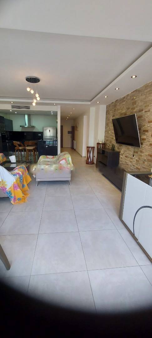 Location Appartement F4 Hydra