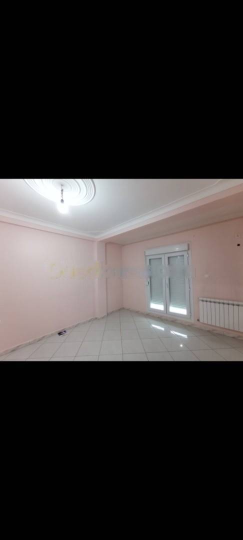 Location Appartement F2 Bab Ezzouar