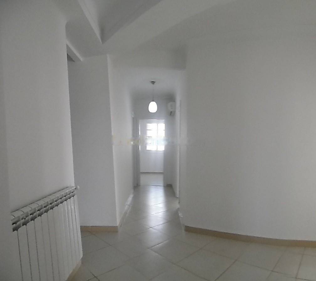 Location Appartement F4 Ben Aknoun