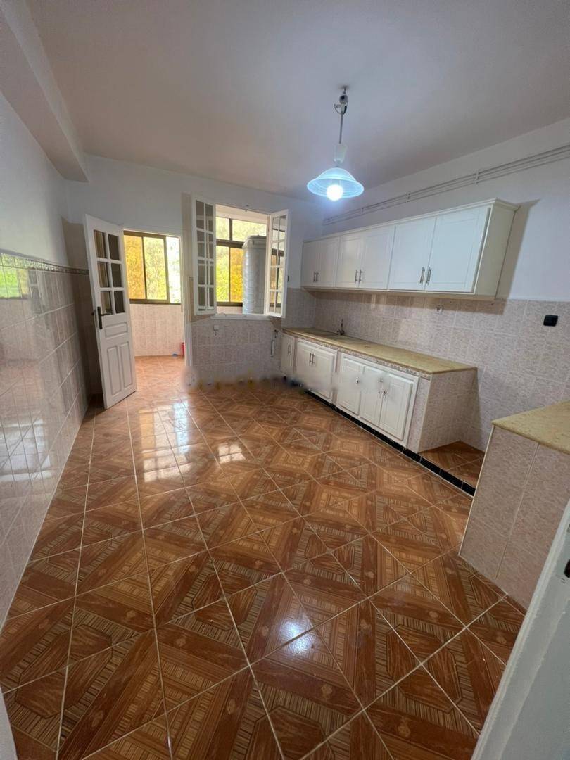 Location Appartement F4 Zeralda