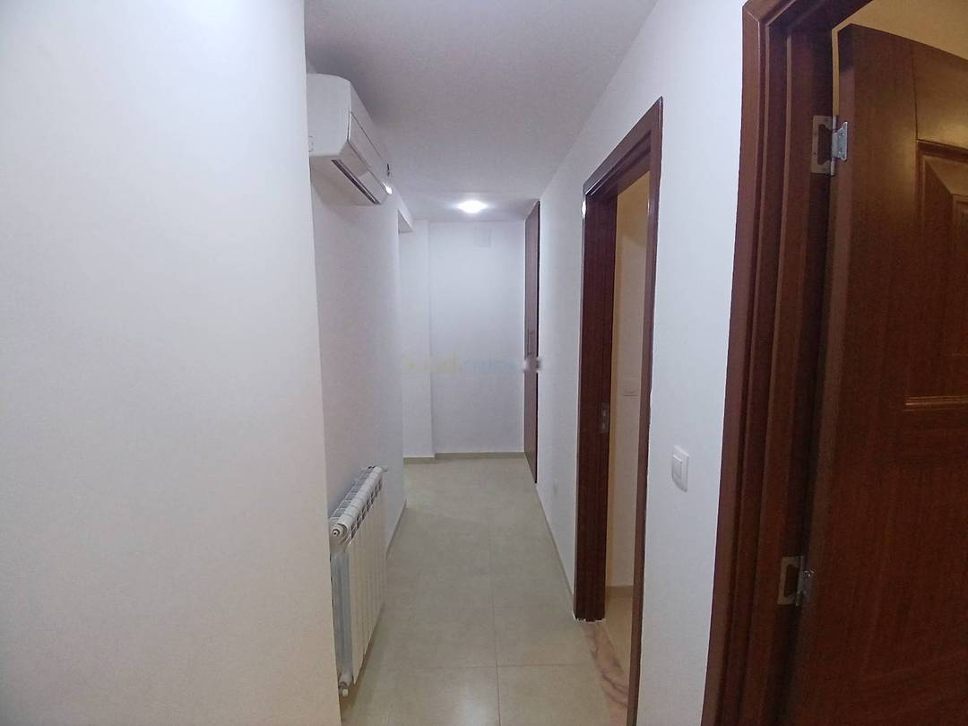 Location Appartement F4 El Achour