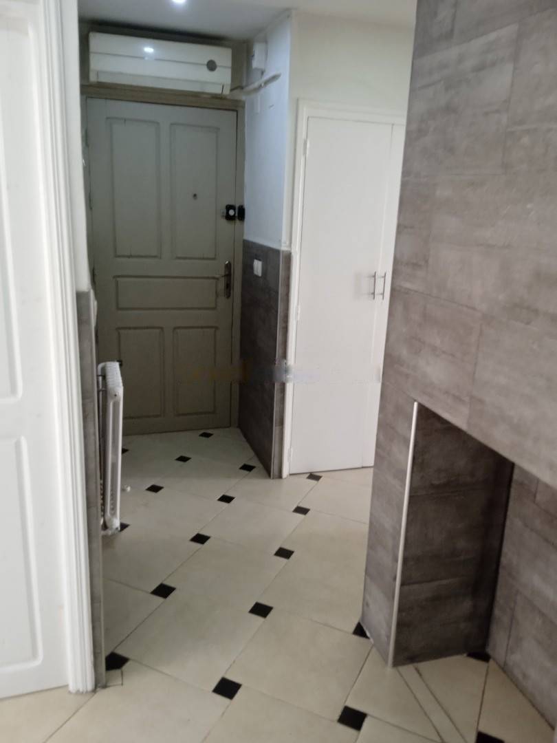 Location Appartement F3 Dar El Beida