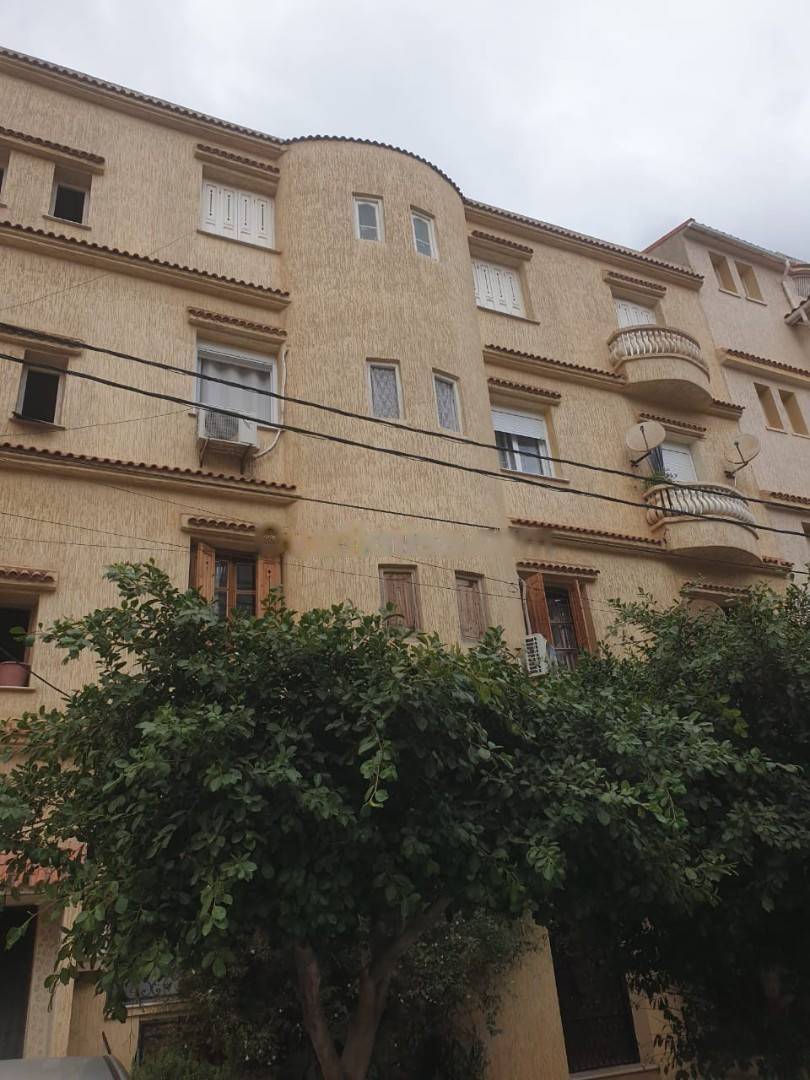 Location Appartement F4 Bordj El Bahri