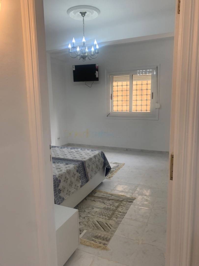 Location Appartement F5 El Achour