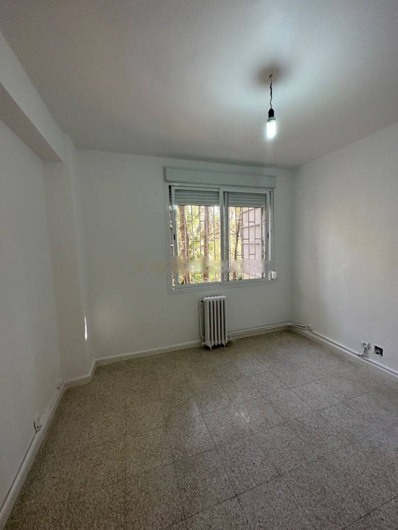 Location Appartement F2 Hydra