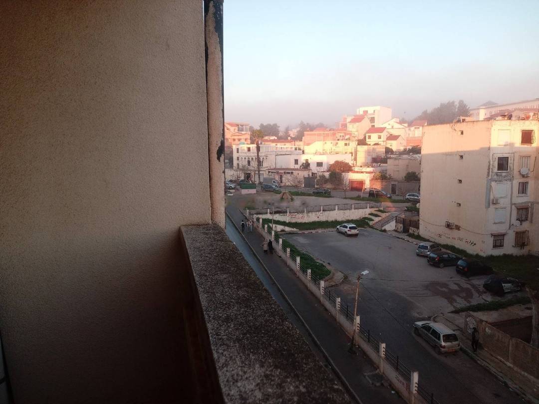 Location Appartement F4 El Achour