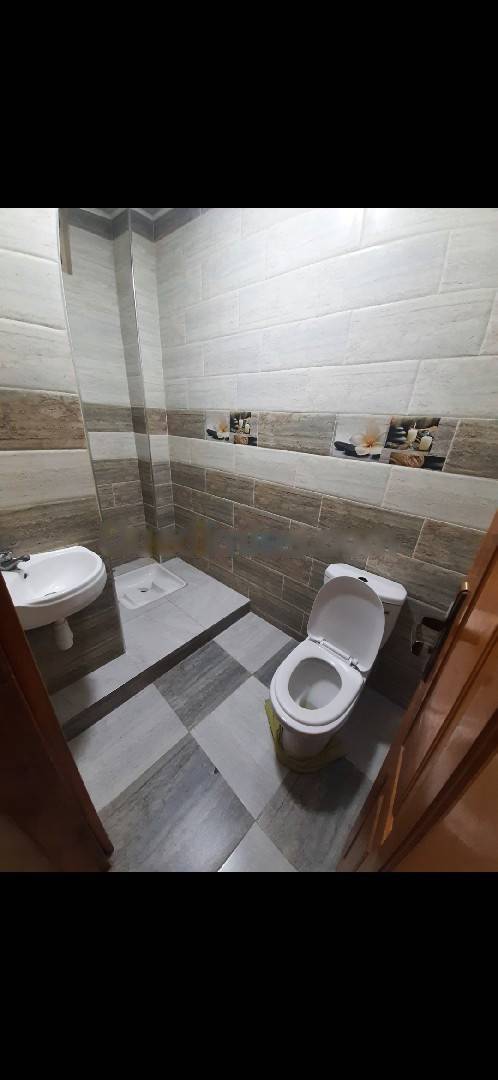 Location Niveau de villa F4 Dar El Beida