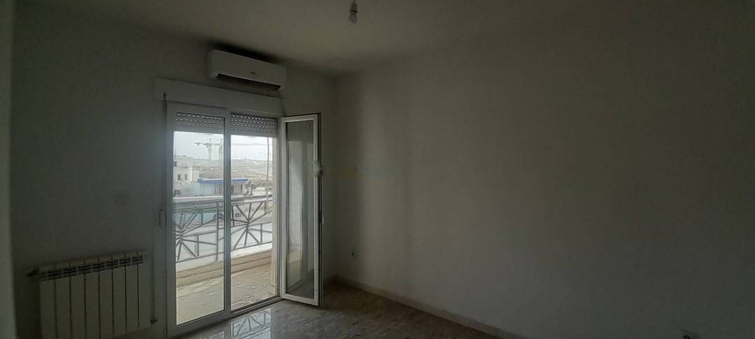 Location Appartement F5 Rahmania