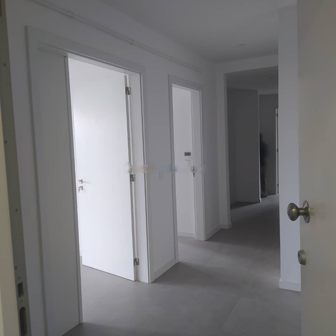 Vente Appartement F4 Hydra