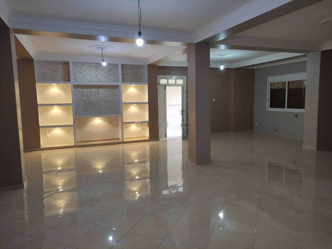 Location Niveau de villa F1 Baraki