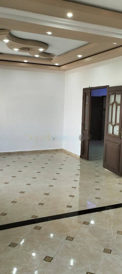 Location Niveau de villa F5 Baba Hassen