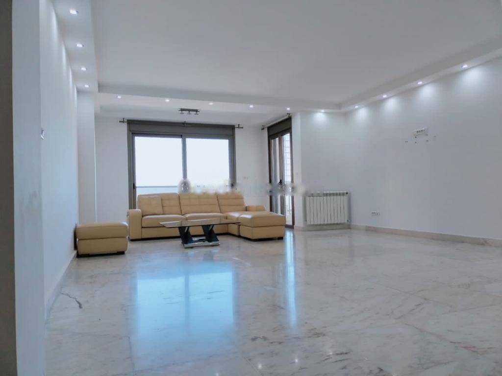 Location Appartement F4 Birkhadem