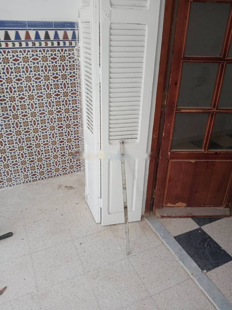 Location Niveau de villa F4 Djasr Kasentina