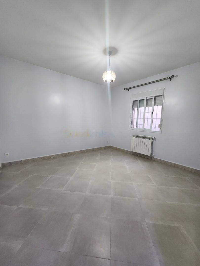 Location Appartement F4 Bir Mourad Rais