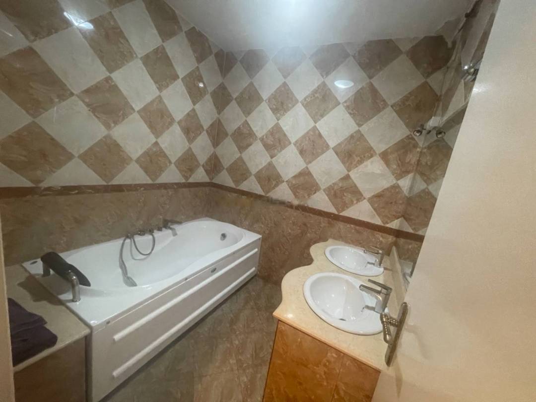 Location Appartement F4 Kouba